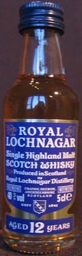 Royal Lochnagar
single highland malt
scotch whisky
aged 12 years
40%