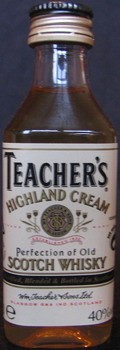 Teacher`s
highland cream
perfection of old scotch whisky
40%