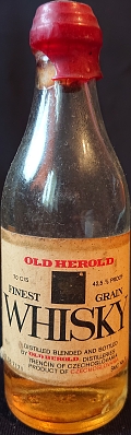 Whisky
finest grain
distilled blended and bottled by Old Herold distilleries
Trenčín of Czechoslovakia
ŠMC Kčs 8
42,5% proof